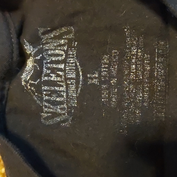 Bones tee - Picture 3 of 4